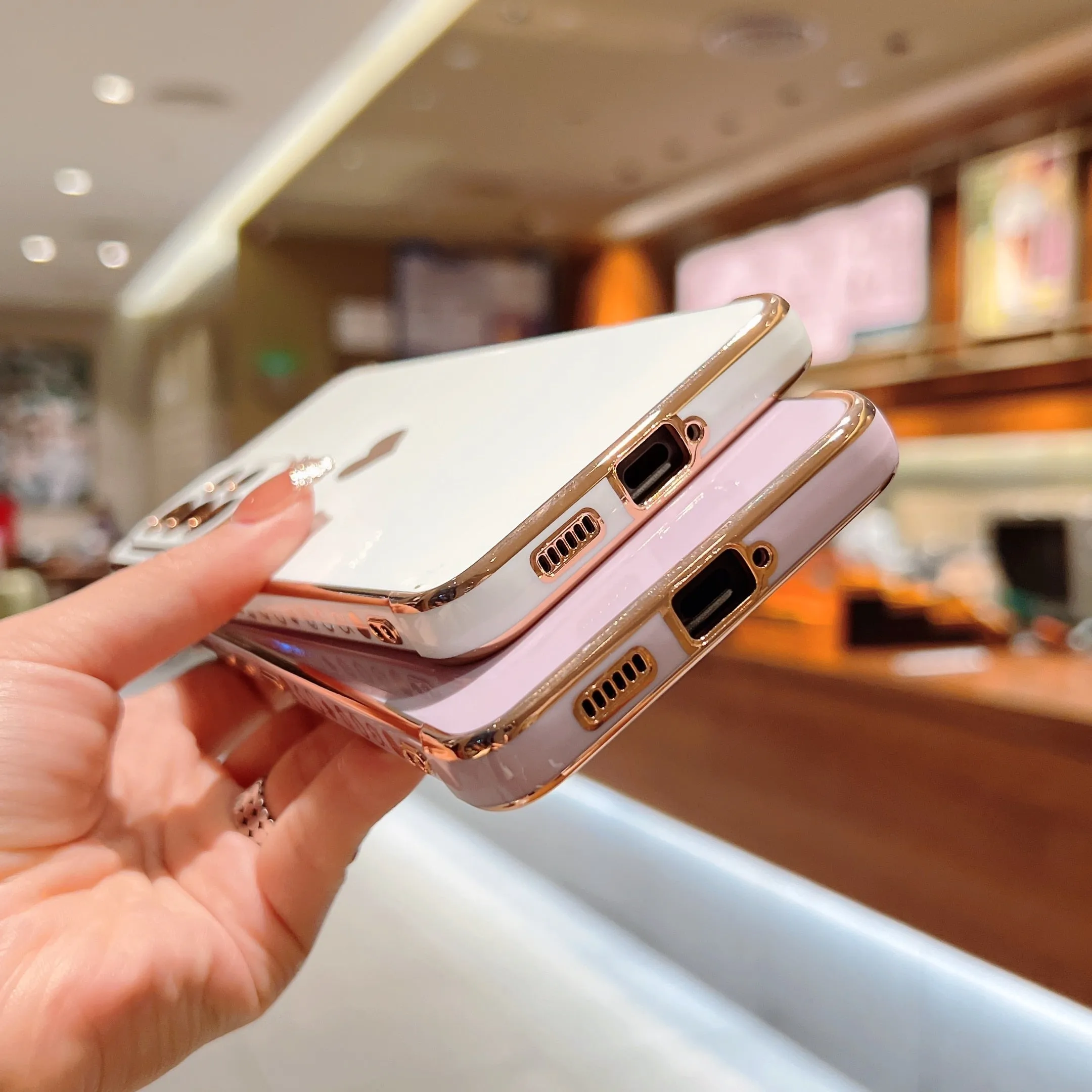 Anymob Samsung Khaki With Bronze Plating Silicon Case Love Heart Side Pattern Phone Cover