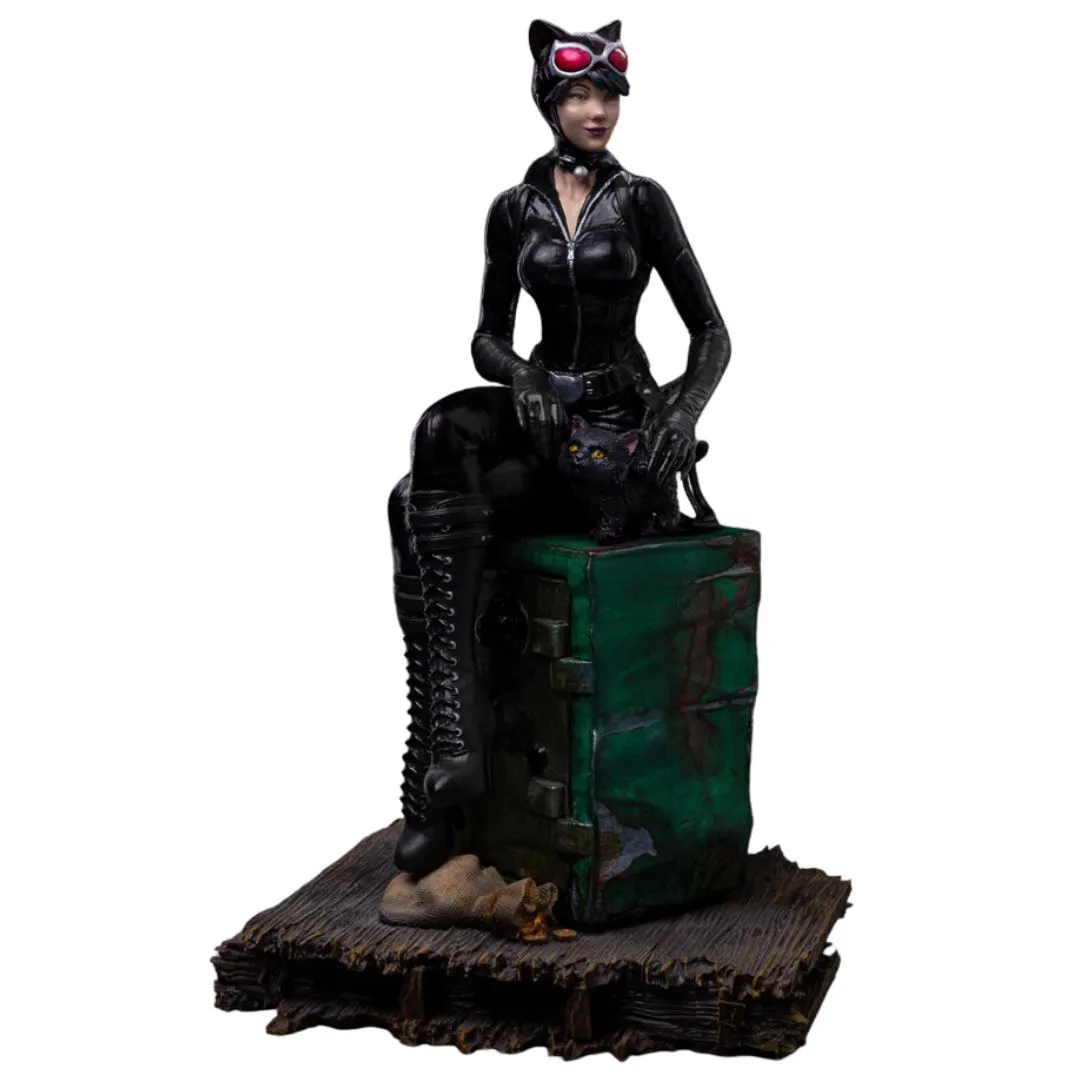 Catwoman (Gotham City Sirens) Statue By Iron Studios