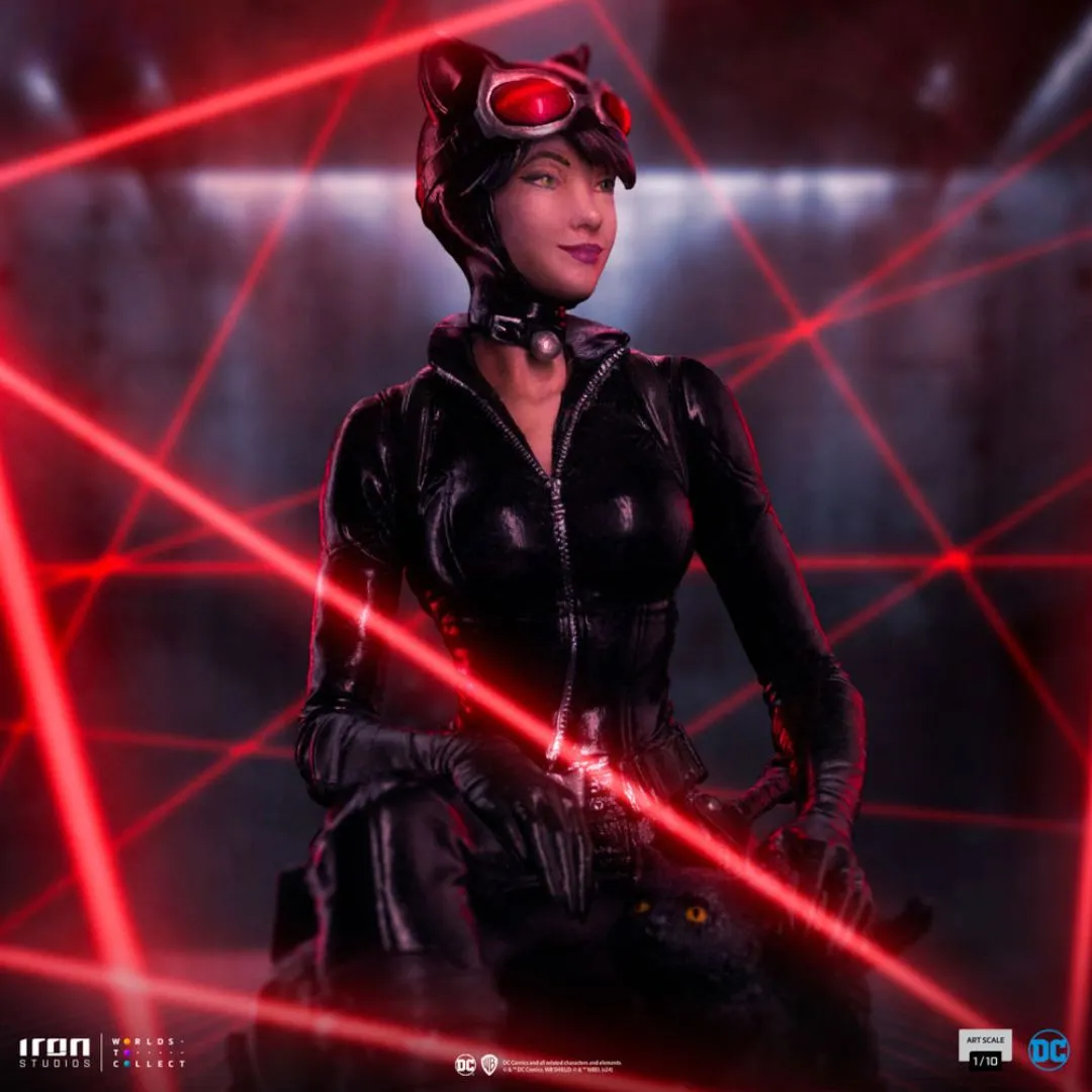 Catwoman (Gotham City Sirens) Statue By Iron Studios