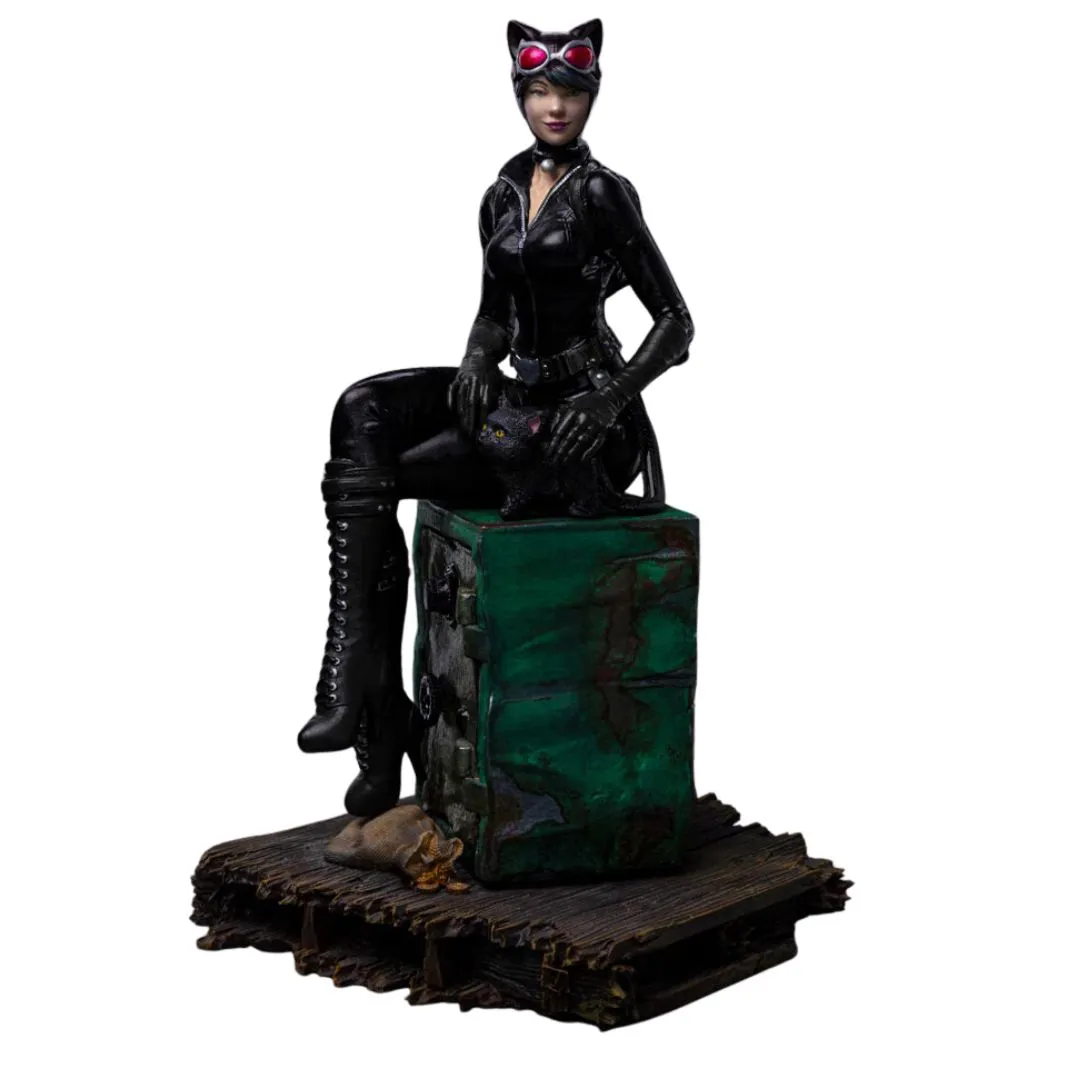 Catwoman (Gotham City Sirens) Statue By Iron Studios