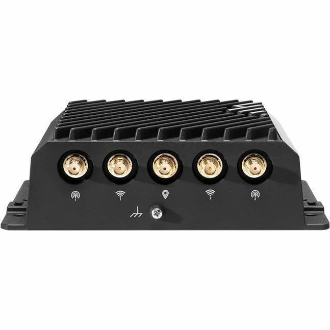 Cradlepoint R980 IoT Router with NetCloud Plan