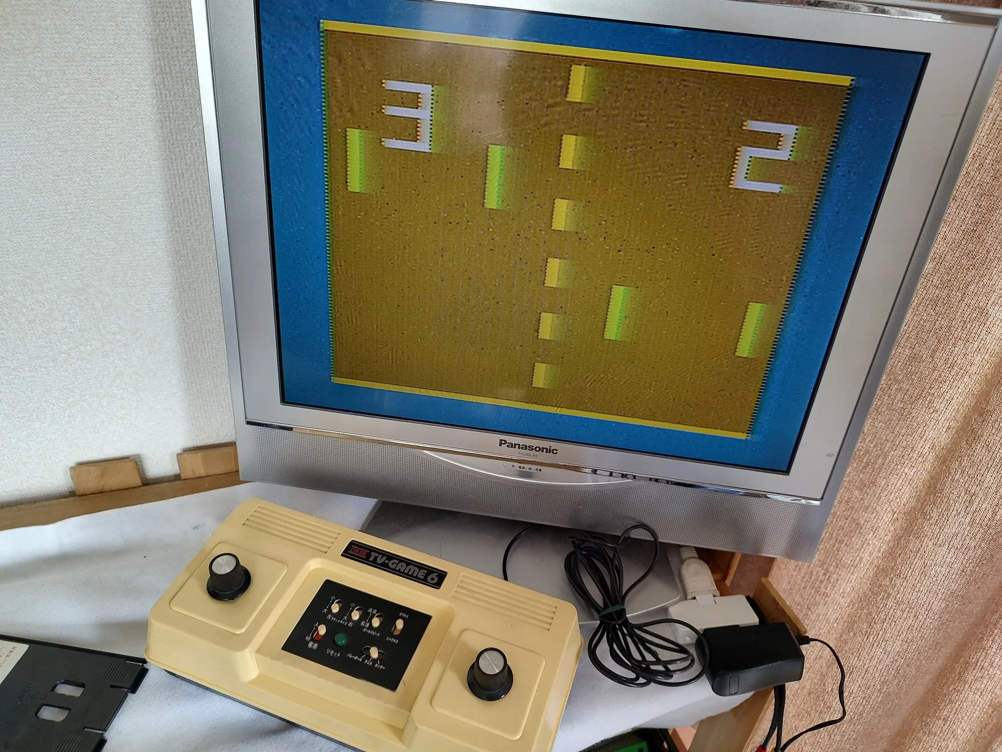 Defective Nintendo TV GAME 6 (CTG-6S) console system, Working -g0319-6