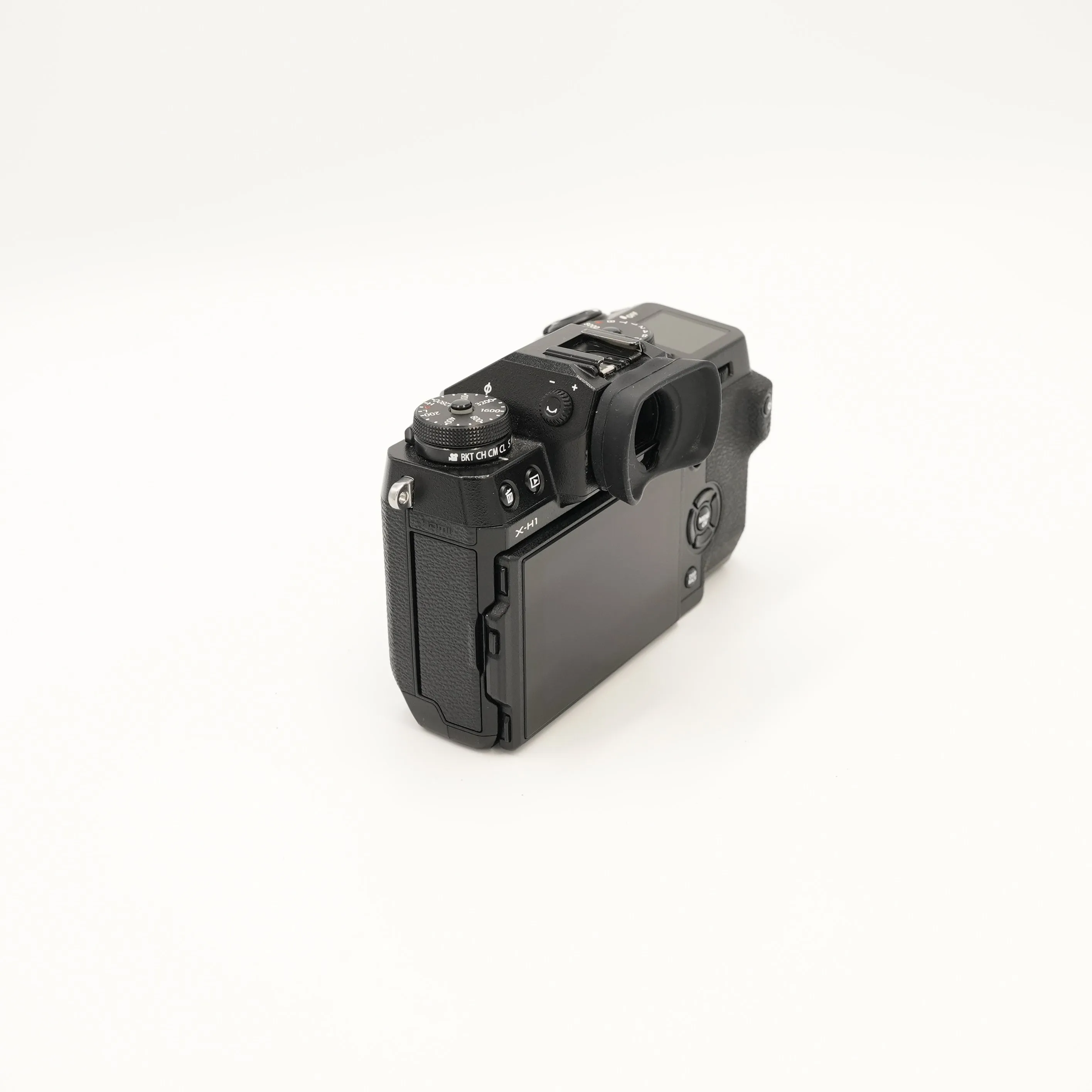 FUJIFILM X-H1 Mirrorless Digital Camera (Body Only) *USED*