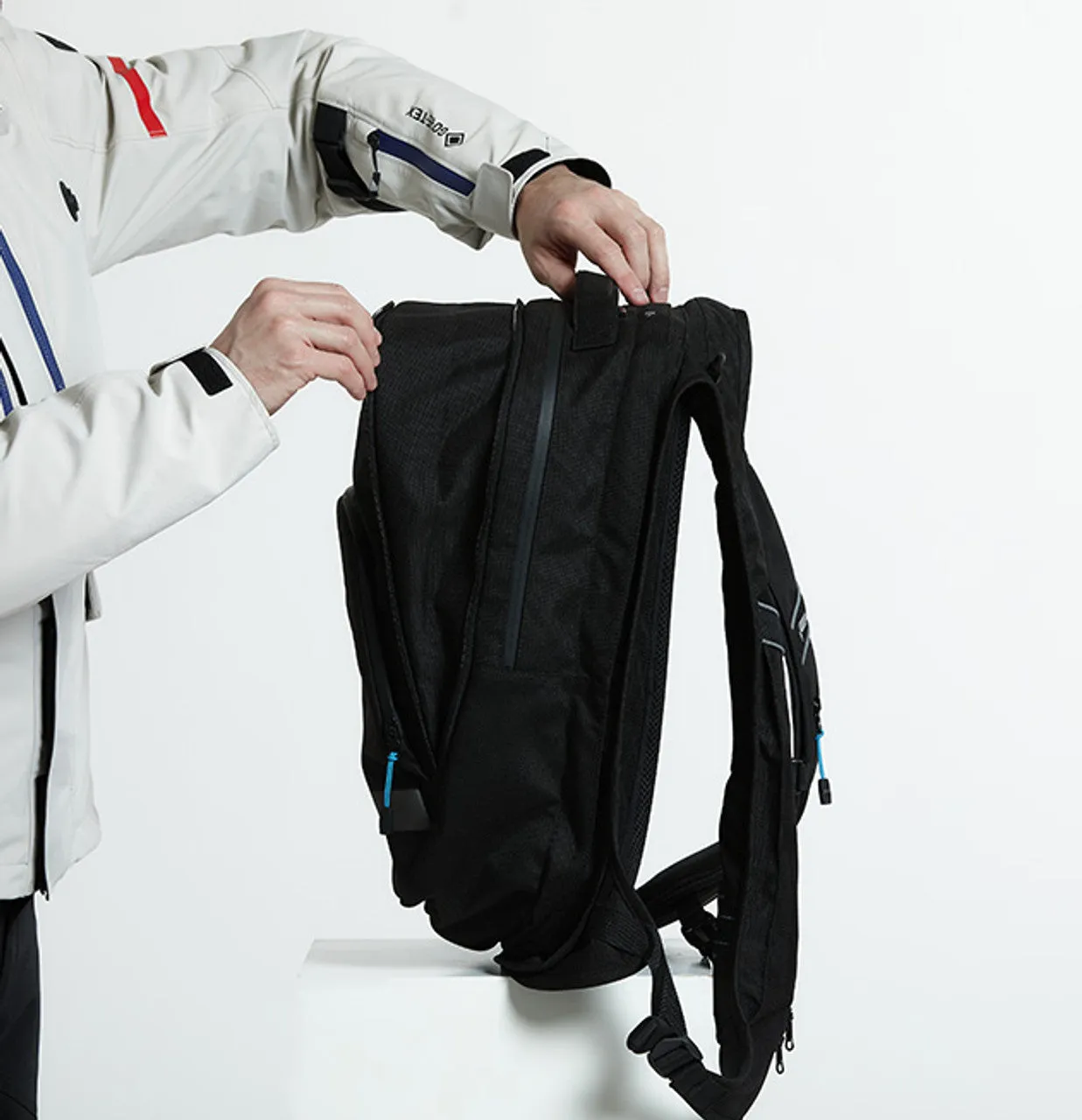 Helite H-MOOV Airbag Backpack (Mechanical Trigger) Current lead time 4  weeks