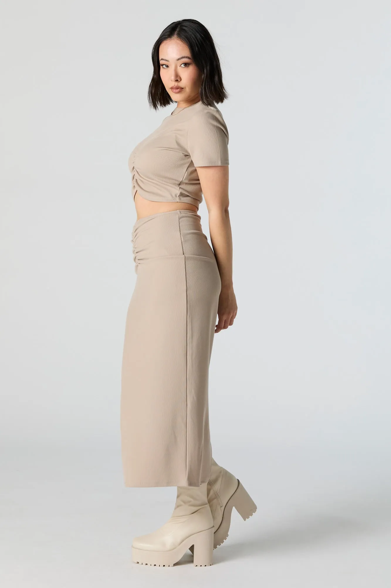Jupe midi à taille haute cintrée