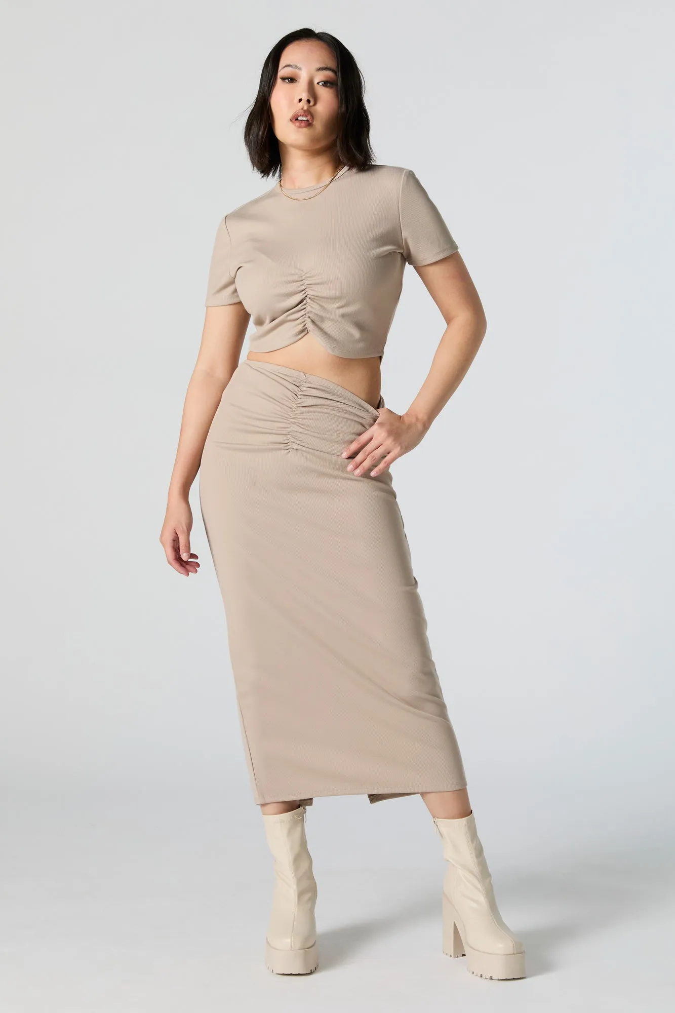 Jupe midi à taille haute cintrée