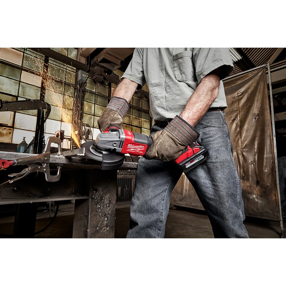 Milwaukee M18 Fuel 4-1/2" - 6" No Lock Braking Grinder with Paddle Switch 2 Battery Kit