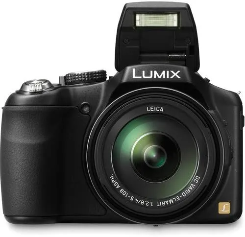 Panasonic Lumix DMC-FZ200 12.1 MP Digital Camera with CMOS Sensor and 24x Optical Zoom - Black