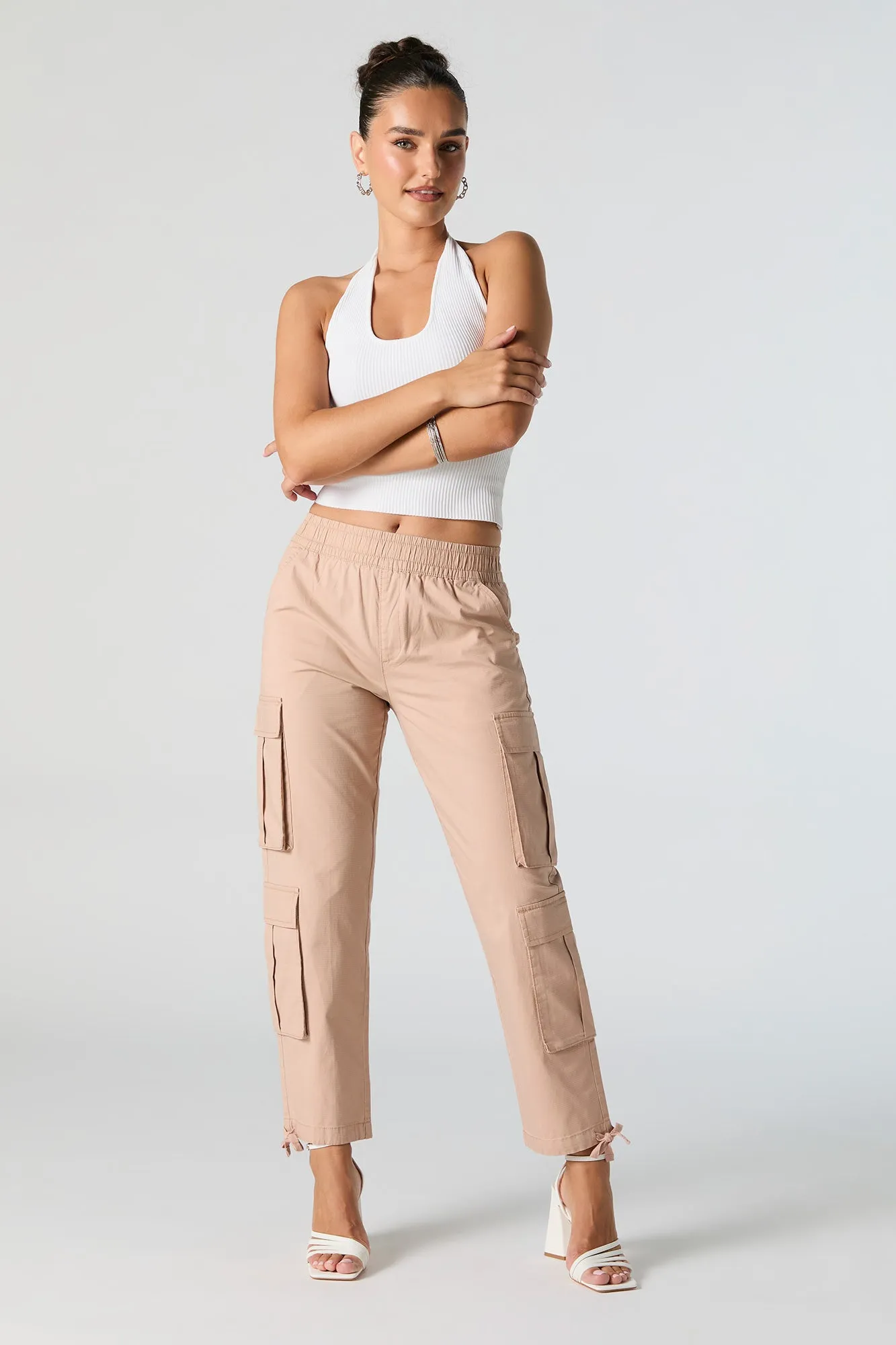 Pantalon cargo avec poches multiples et taille élastique