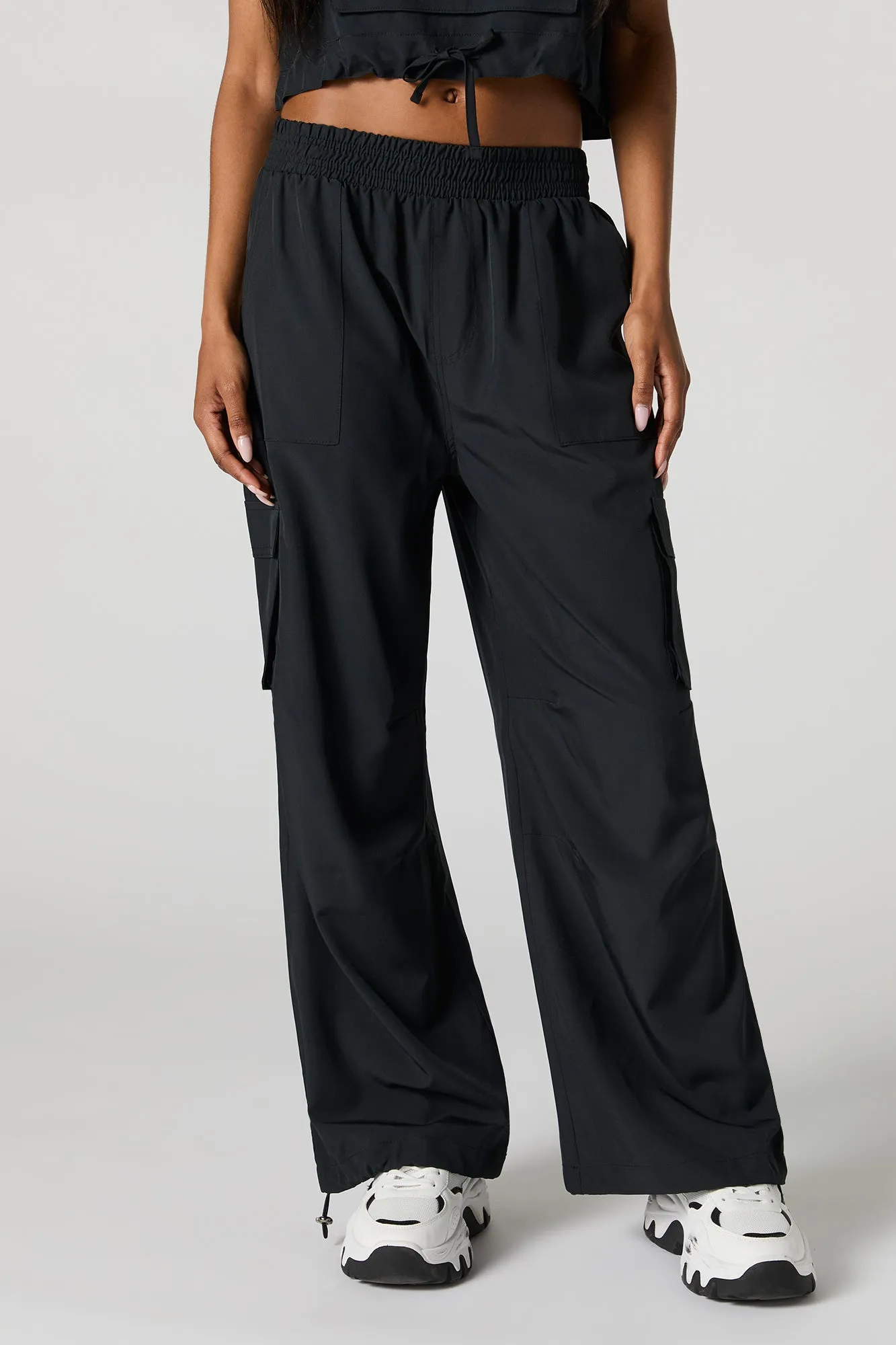 Pantalon cargo à jambe droite avec ourlet à barillet