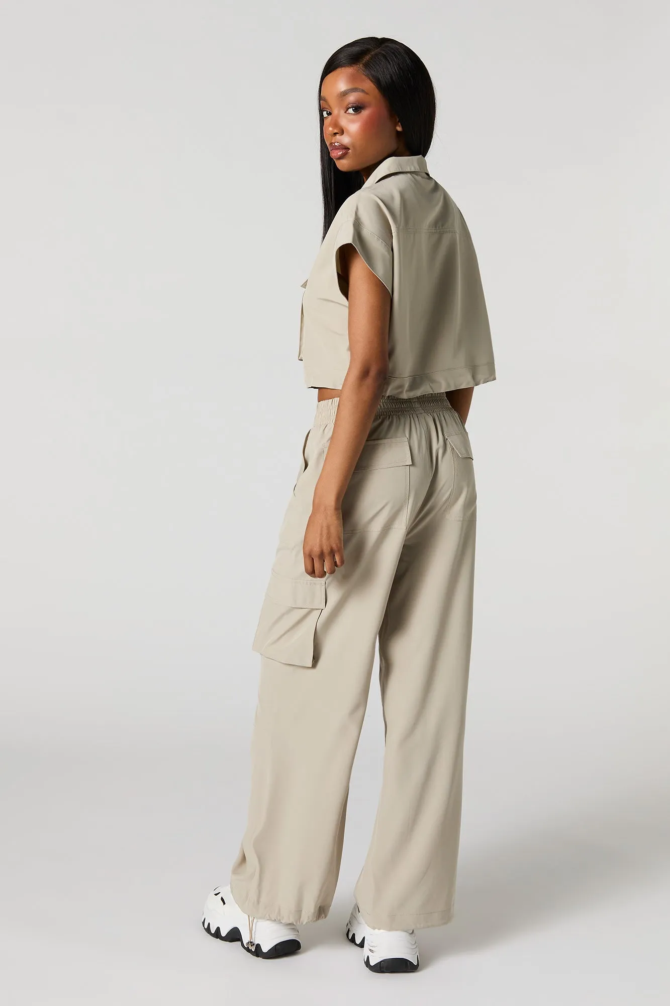 Pantalon cargo à jambe droite avec ourlet à barillet