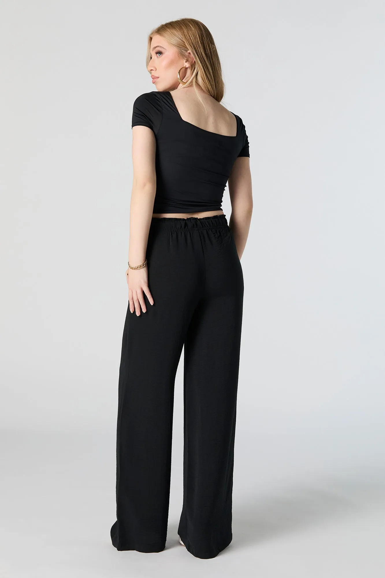 Pantalon à jambe large fluide avec taille coulissante