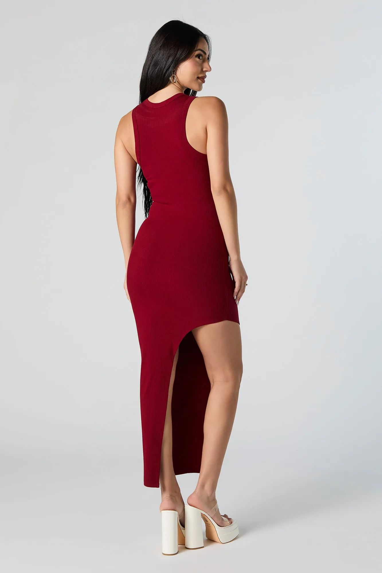 Robe midi asymétrique côtelée