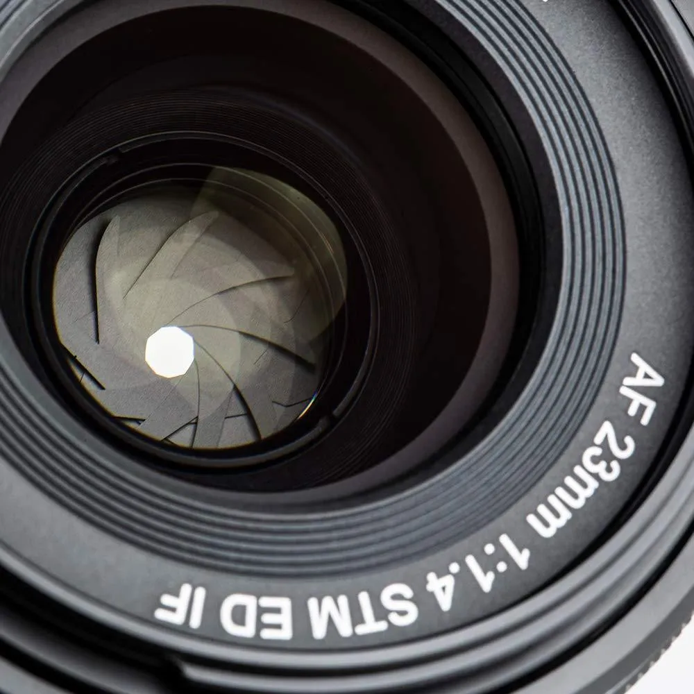 VILTROX 23mm F1.4 f/1.4 Sony E-Mount Auto Focus APS-C Prime Lens for Sony E-Mount Camera A6500 A6300 A6000 A7RⅣ A7RⅢ A7Ⅲ A7RⅡ A7Ⅱ A7S A7R